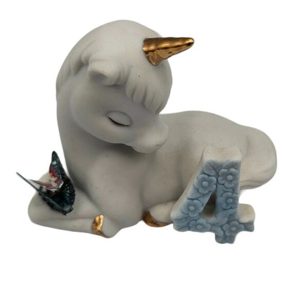 ENESCO G.G. SANTIAGO ELUSIVE LEGEND UNICORN COLLECTION 4th Birthday Figurine - Picture 1 of 5